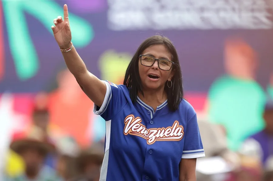 Militares venezolanos instan a mantener la lealtad a Delcy Rodríguez en pro de la soberanía nacional