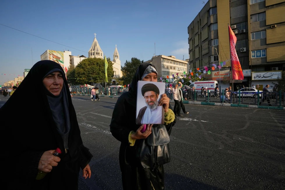 Mojtaba Jamenei insta a la cohesión islámica frente a Estados Unidos e Israel