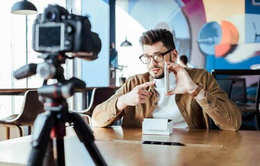 Universidad de Arizona Lanza Carrera para Formar Creadores de Contenido Digital