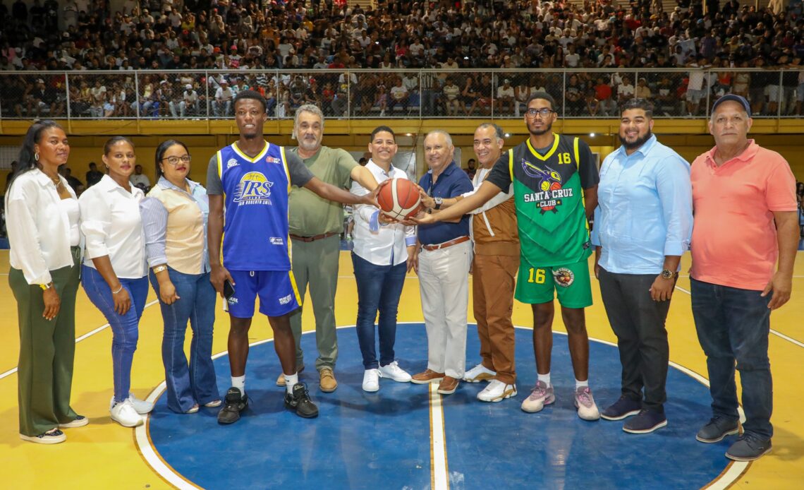 Peravia Lanza su Primer Campeonato de Baloncesto Superior con la Participación de Ocho Equipos