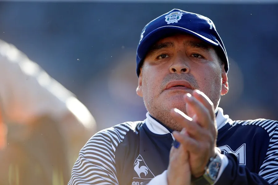 Hallazgos de Autopsia: Maradona Padecía Enfermedad Renal Crónica, Según Nefrólogo