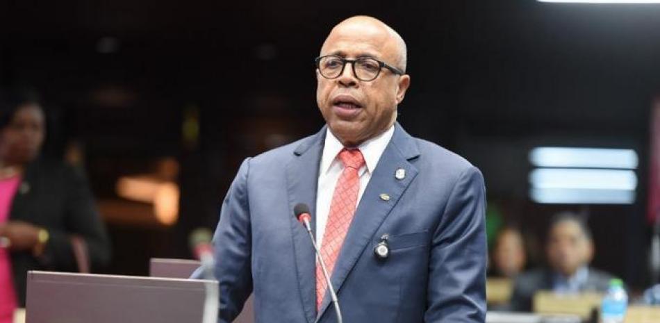 Pacheco Critica el Discurso de Despedida del Exdirector de la Policía Nacional: "Bien Dicho, Pero Inapropiado"