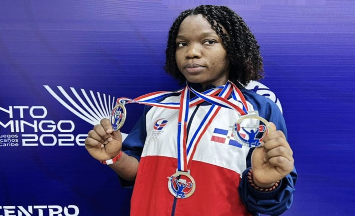 Alicia Féliz Asegura Dos Medallas de Plata para República Dominicana en Levantamiento de Pesas Centroamericano