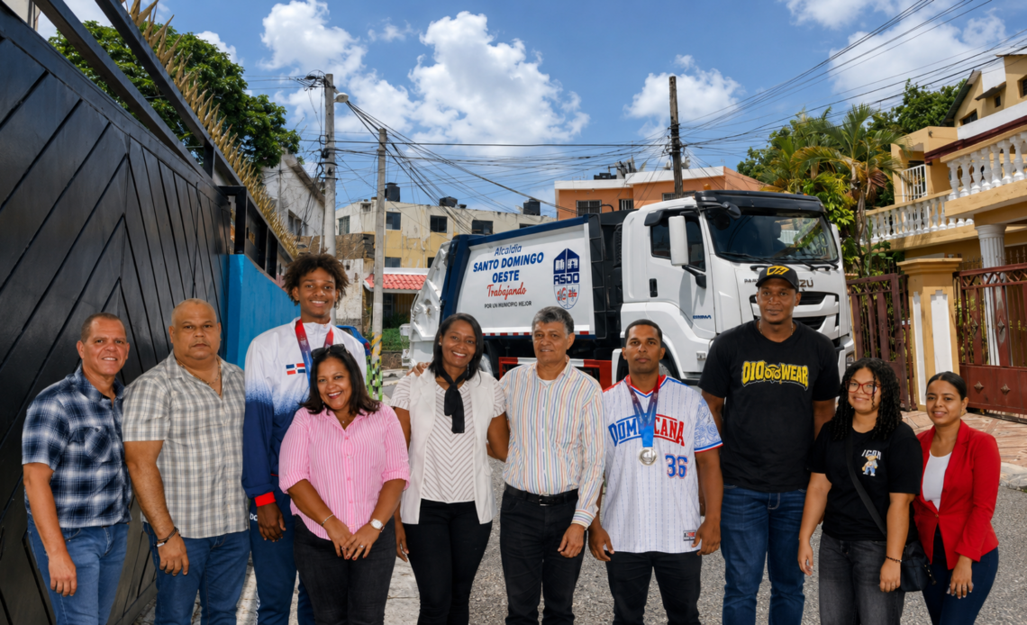 Ayuntamiento de SDO Homenajea a Medallistas de Juegos Centroamericanos y del Caribe 2026