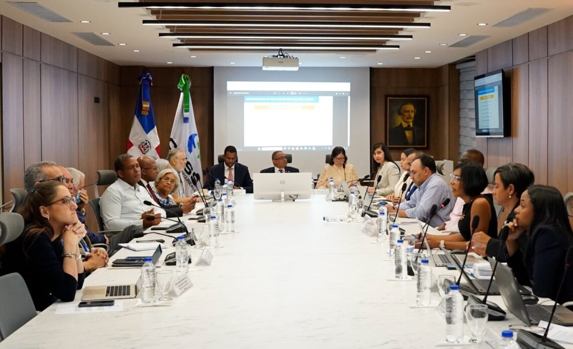 CNSS Considera Establecer Fondo para Medicamentos Especializados en la Seguridad Social
