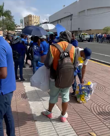 Docentes se Manifiestan por la Adecuación de Aulas Antes del Inicio del Año Escolar