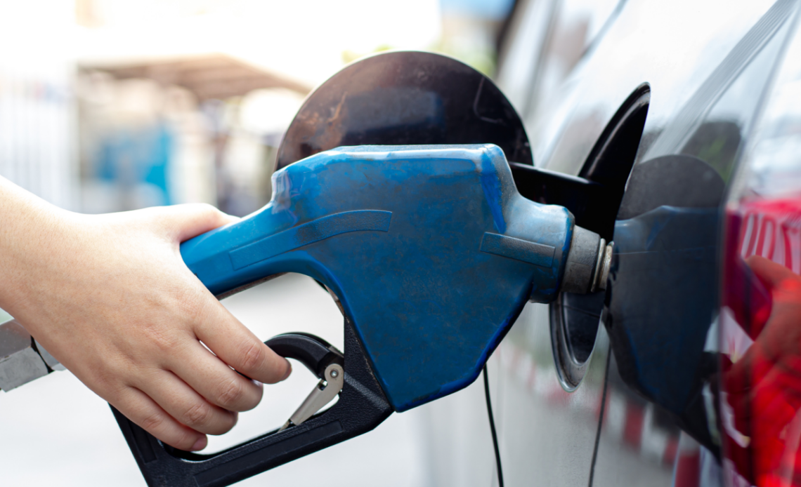 Incremento de RD? en Combustibles Regulares Ante Volatilidad Global