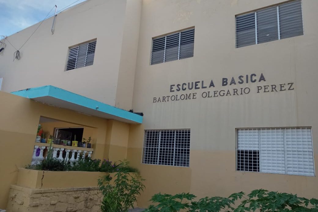 Retorno de Estudiantes a Colegios Públicos en Azua