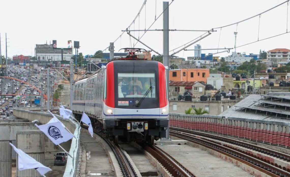 Línea 2C del Metro de Santo Domingo implementa tarifa de RD? a partir del lunes