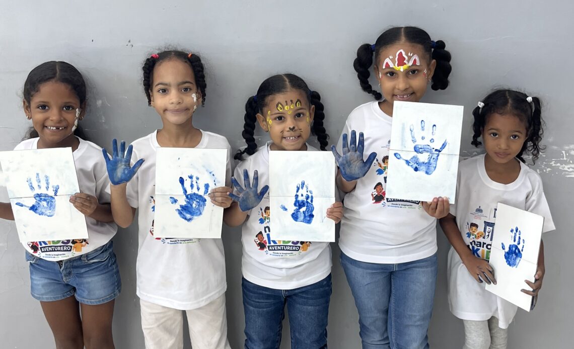Concluye el campamento de verano infantil en el Centro Cultural Narciso González