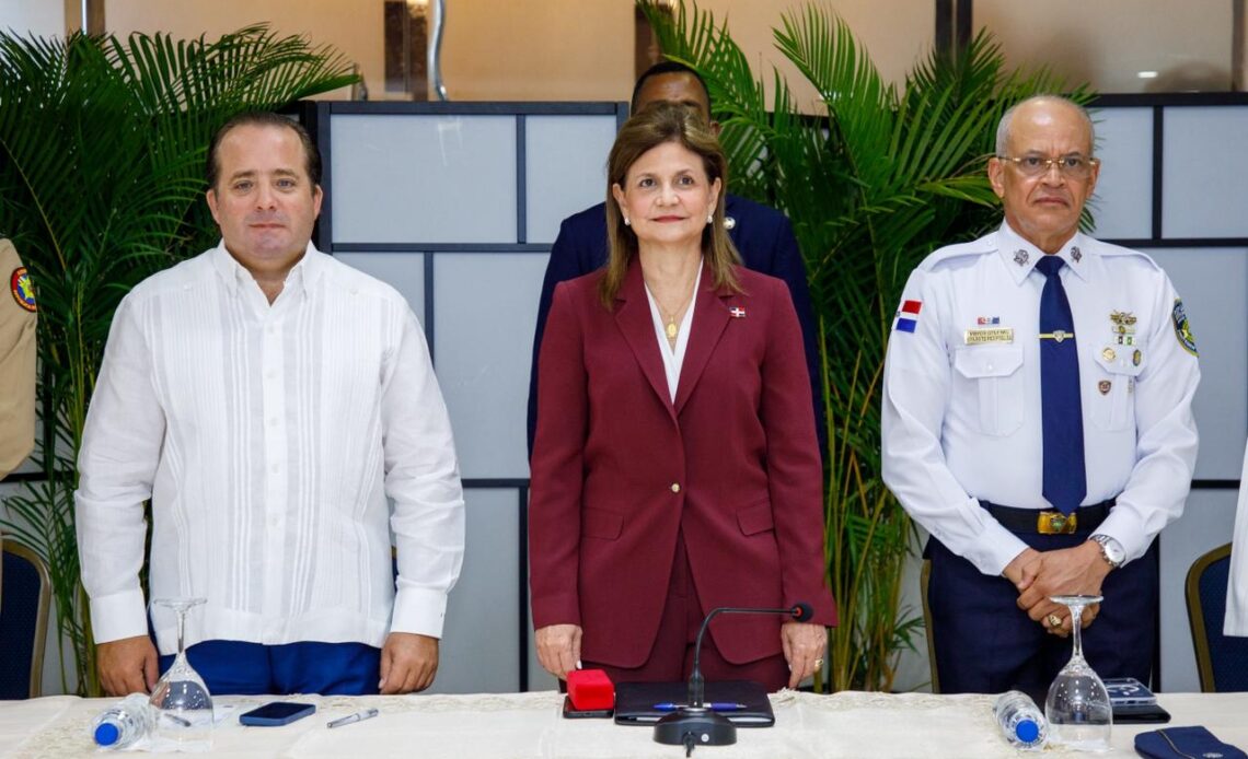 Vicepresidenta Raquel Peña Lidera Sesión de Evaluación del Plan Nacional de Seguridad