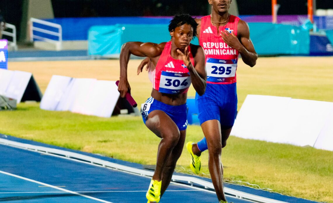 Christopher Melenciano: El Atleta Sordo de Capotillo Crucial en el Oro Junto a Marileidy Paulino