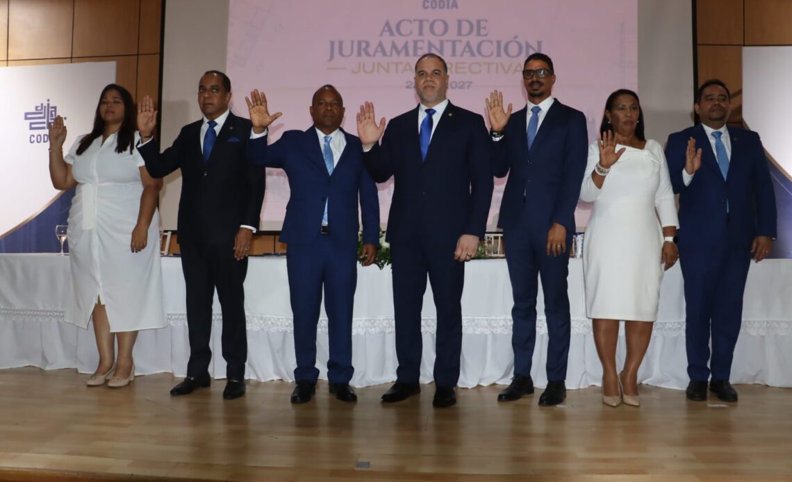 George Richardson Asume la Presidencia Nacional del CODIA con una Agenda de Transformación y Transparencia