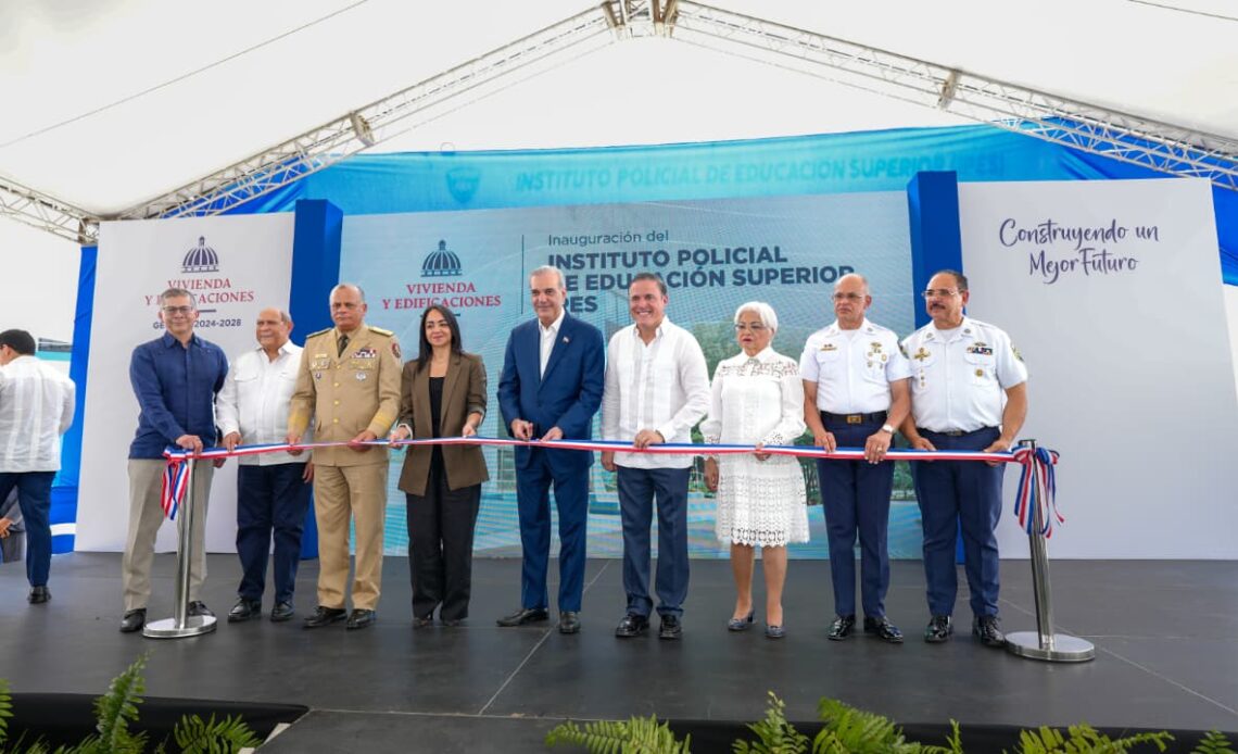 Abinader Inaugura Moderno Complejo del IPES para Fortalecer la Capacitación Policial
