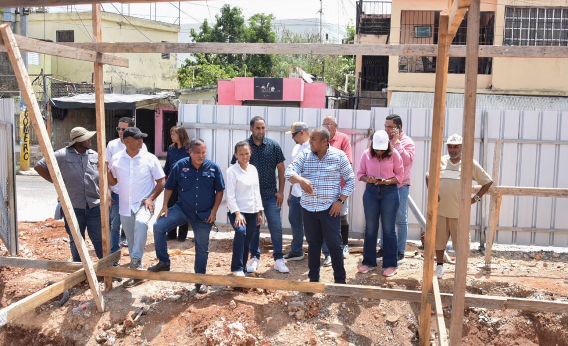 Desarrollo Provincial Supervisa Proyectos en Santo Domingo y Anuncia Catorce Entregas Próximas