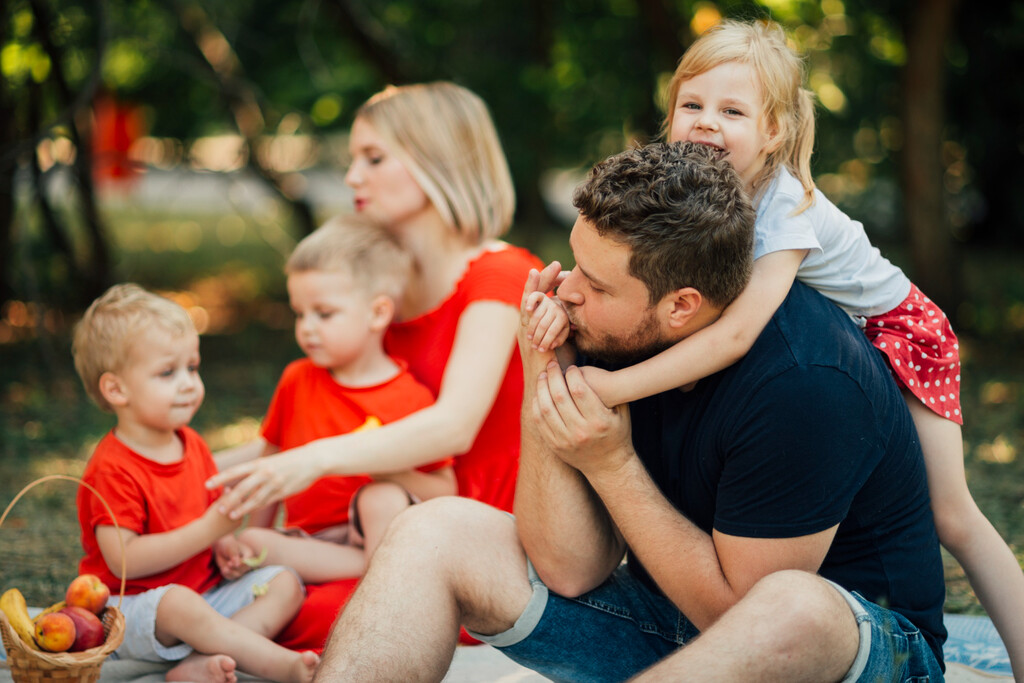La ciencia revela que la crianza de hijos podría rejuvenecer el cerebro de los padres