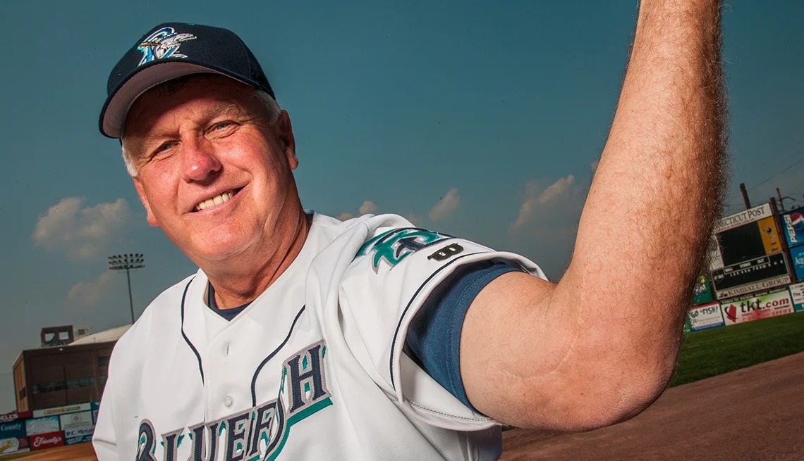 Fallece Tommy John, el Lanzador que Transformó la Recuperación de Lesiones en el Béisbol
