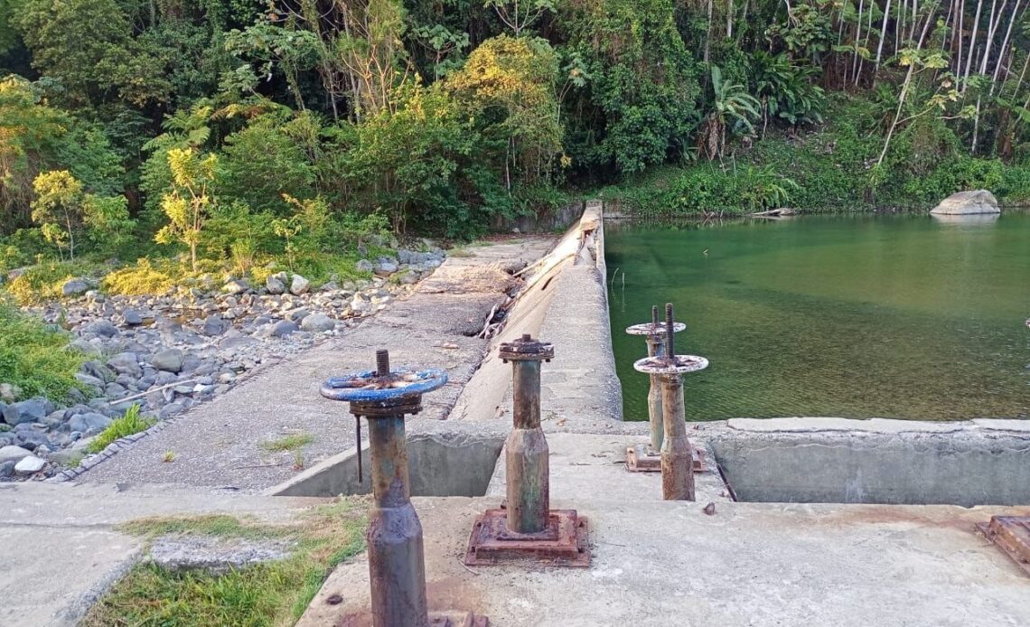 Autoridades activan plan de contingencia ante severa sequía y reducción del 35% en producción de agua