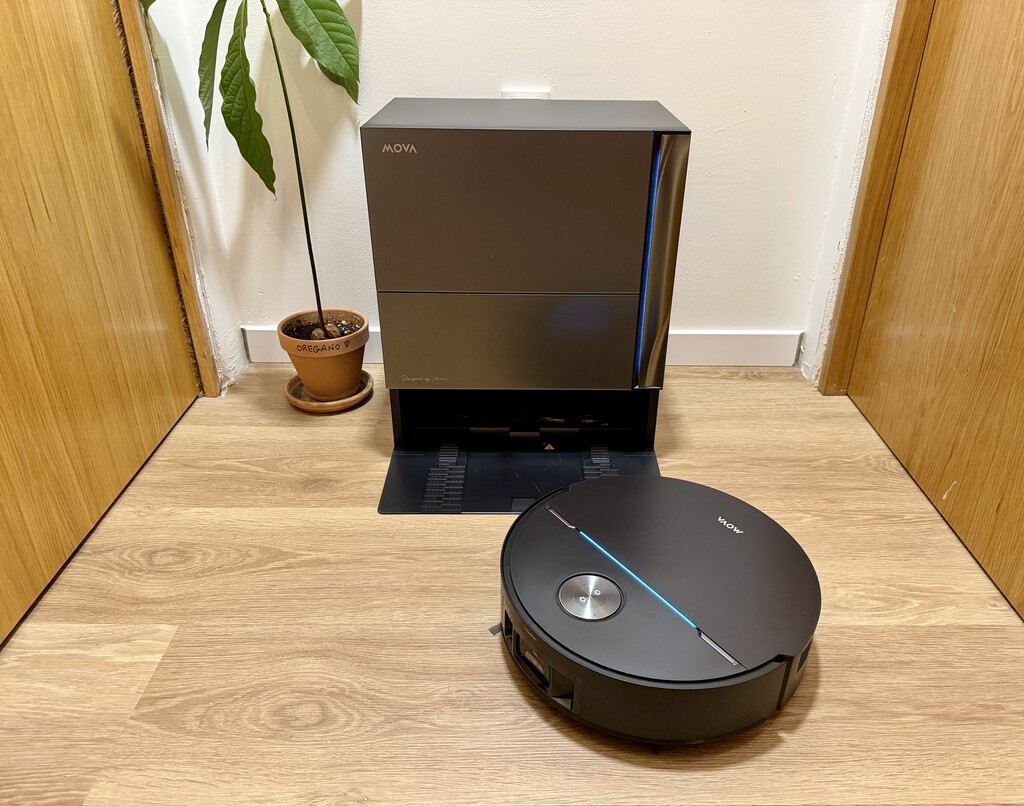 Análisis del Mova Z70 Ultra Roller Complete: Un Robot Aspirador de Alta Gama para Hogares Exigentes