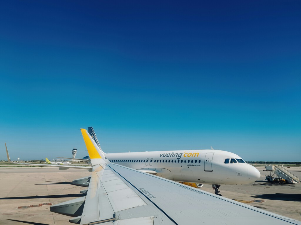 Vueling alcanza un récord histórico de pasajeros en el primer semestre de 2026, consolidándose frente a Ryanair