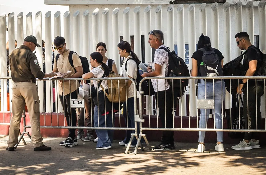 Estados Unidos: Récord Histórico de Denegaciones de Asilo en Junio con Apenas el 5.5% de Aprobaciones
