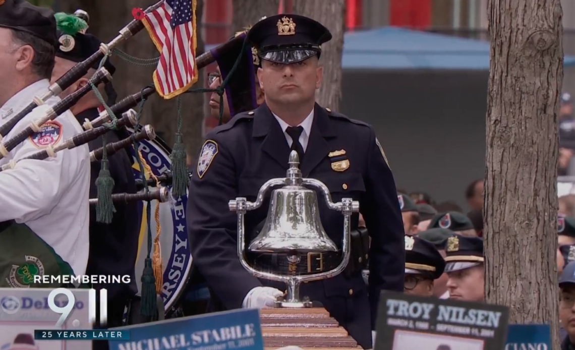 Nueva York Conmemora el 25 Aniversario del 11-S con Minuto de Silencio