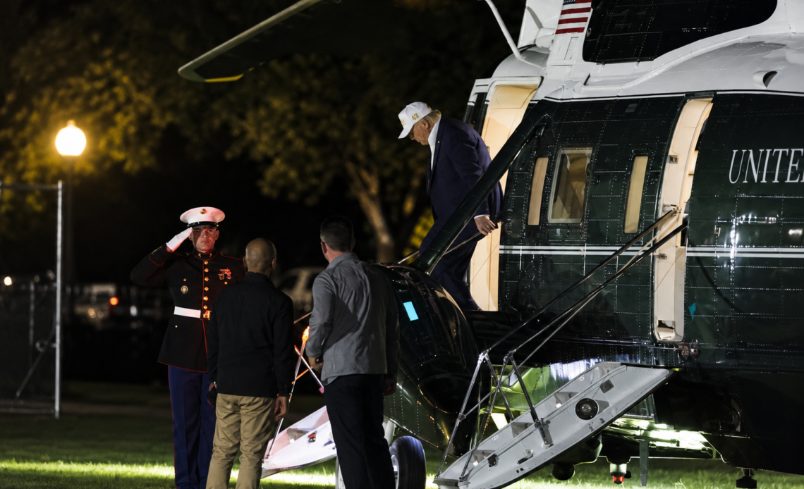 Estados Unidos Emite Advertencia de Seguridad a sus Ciudadanos en Medio Oriente por Riesgo de Escalada