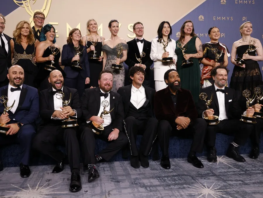 Récords y tributos marcan los Emmy 2026: ''Widow''s Bay'', Jean Smart y ''The Pitt'' destacan