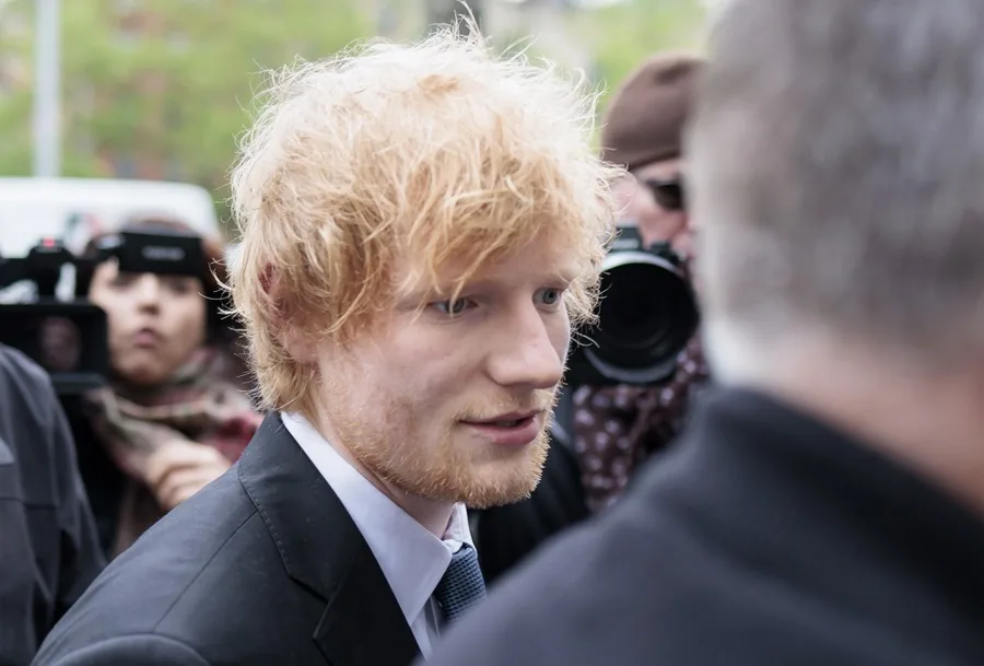 Protesta en Massachusetts contra propietario de estadio por exclusión de Macklemore en concierto de Ed Sheeran