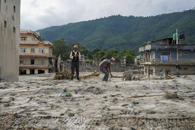 HRW Denuncia Restricciones Informativas en China Tras Inundación Masiva