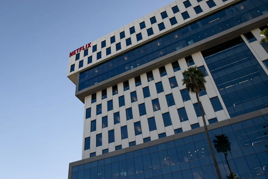 Florida Demanda a Netflix por Uso Publicitario de Perfiles Infantiles