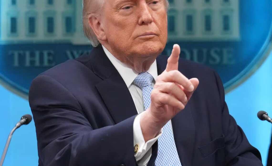 Trump Restringe el Acceso a la Casa Blanca para CNN, MS NOW y Politico