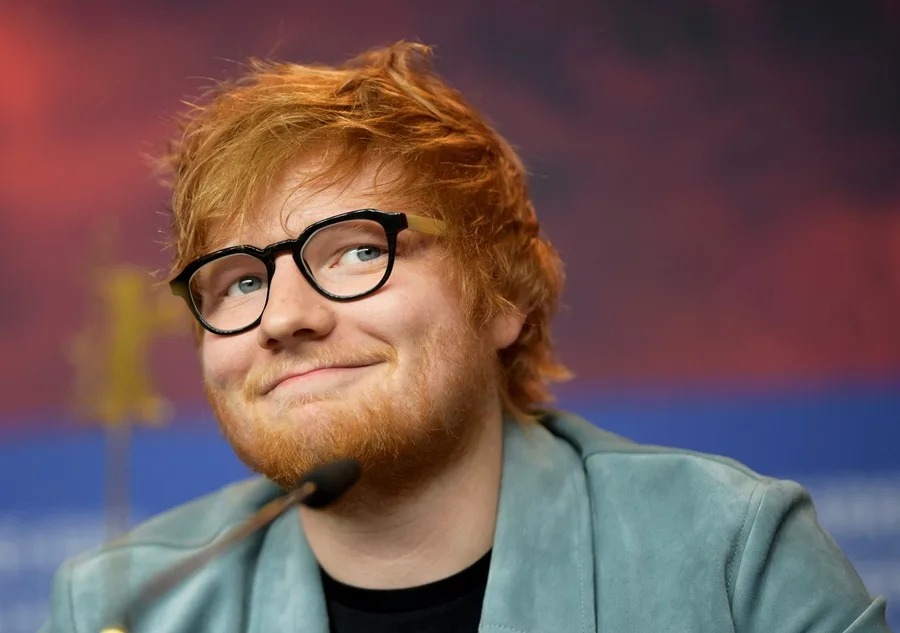 Estrellas de Hollywood Cuestionan a Ed Sheeran por Excluir a Macklemore de Gira Tras Apoyo a Palestina