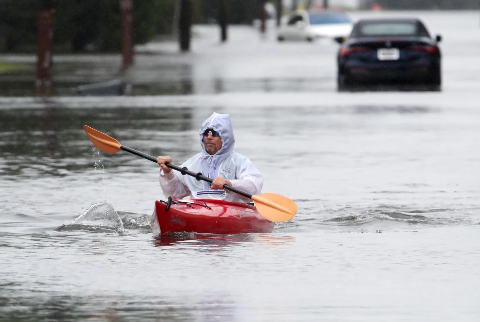 Fuerte Temporal Genera Inundaciones y Cortes de Energía en el Noreste de EE. UU.