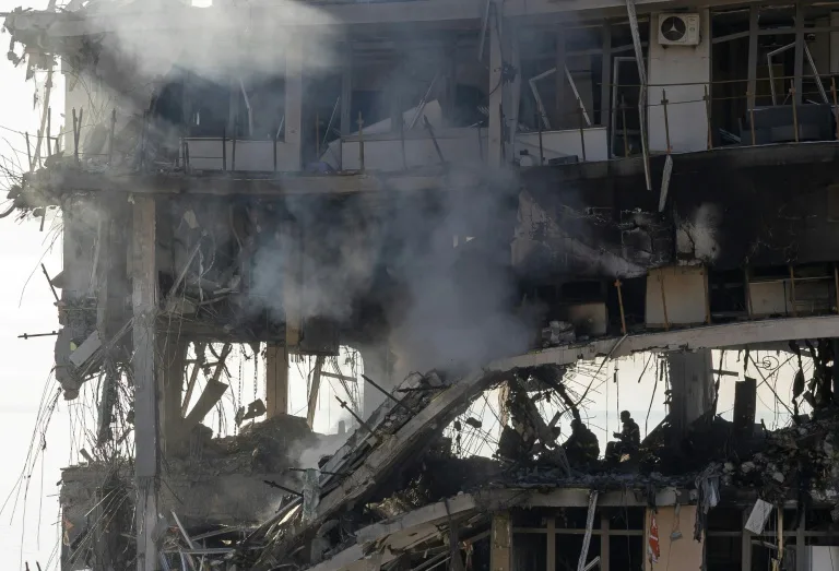 Bombardeos rusos en Ucrania provocan siete fallecidos y cerca de sesenta heridos