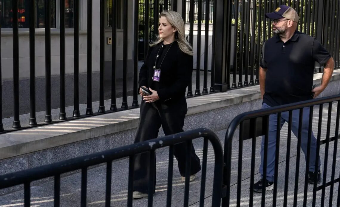 Medios de Comunicación Anuncian Acciones Legales Contra la Administración Trump por Restricción de Acceso a Periodistas