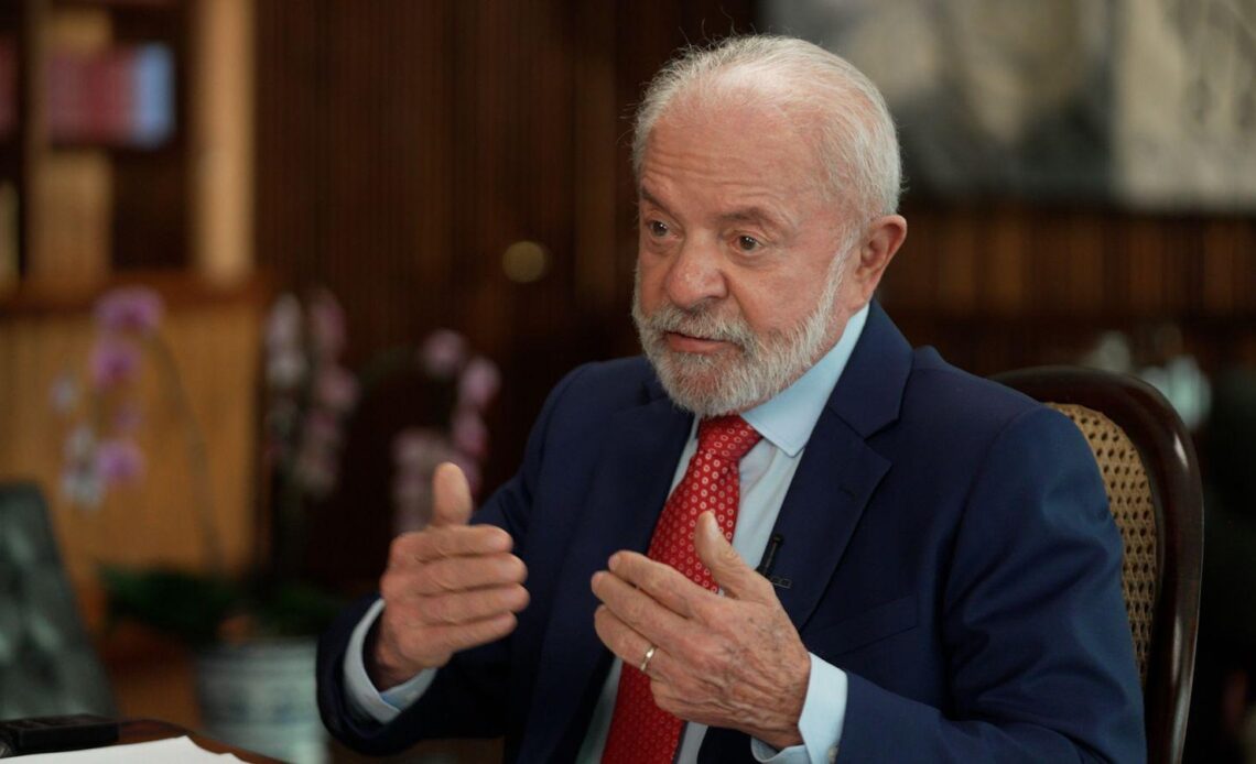 Lula Manifiesta Desacuerdo con el Estilo de Gobernanza de Trump