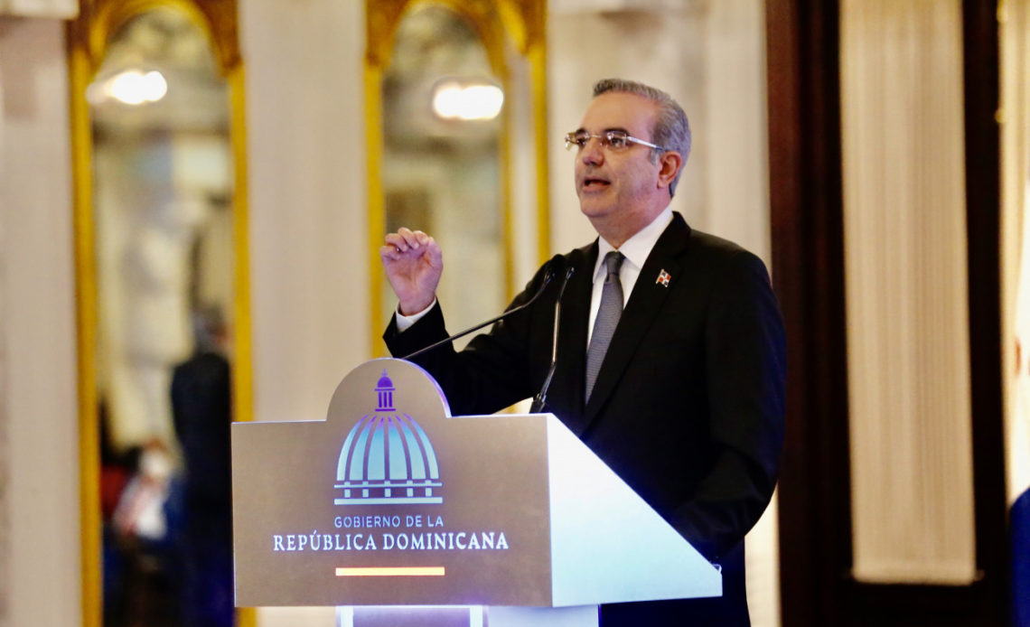 Presidente Abinader Traslada Temporalmente la Sede Presidencial a Santiago por Decreto