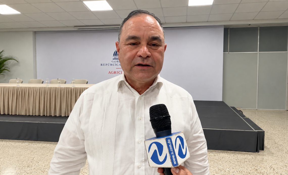 Ministro de Agricultura Reafirma que la Sequía es un Componente Intrínseco de la Actividad Agrícola en Medio de Inquietudes del 