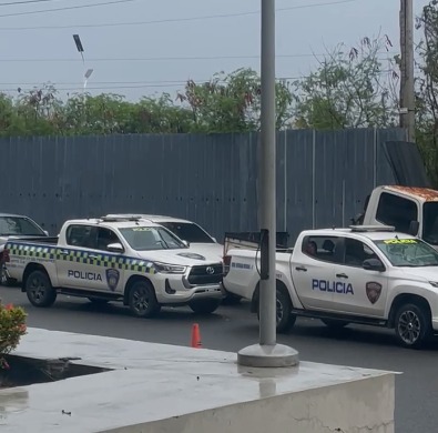 Amplio Operativo Policial en la Procuraduría tras Traslado de Médicos Implicados en el Caso Senasa 2.0