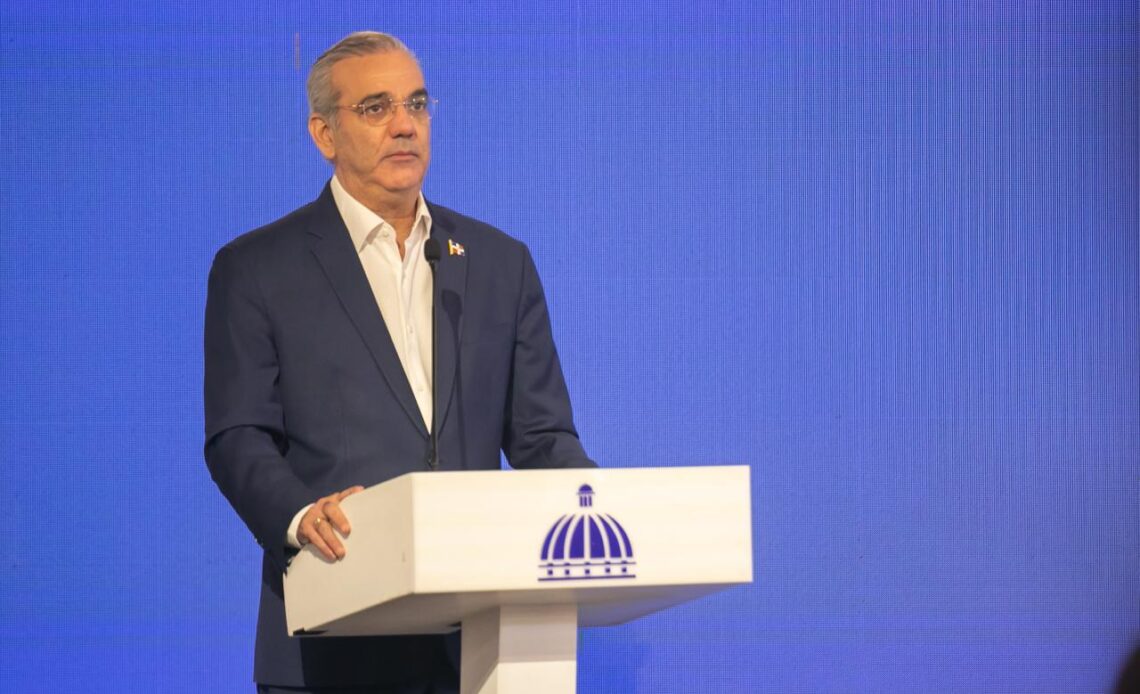 Presidente Abinader Respalda Ingreso de Viettel Mobile a República Dominicana para Impulsar Competencia y Calidad en Telecomunic