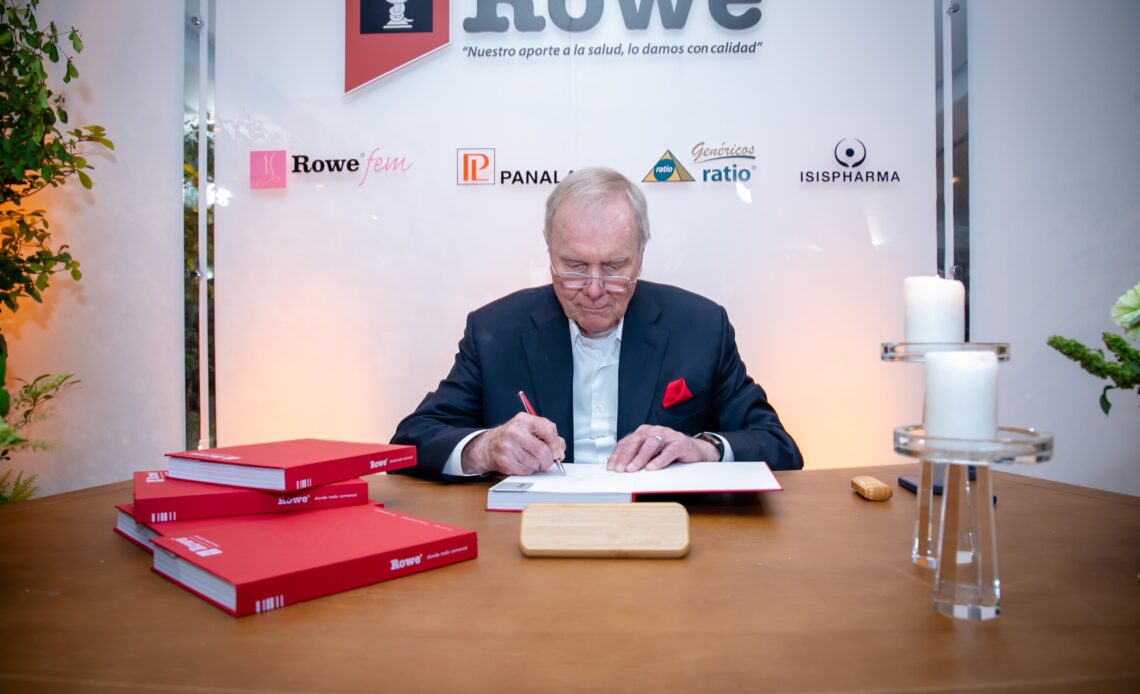 Laboratorios Rowe conmemora más de 35 años de trayectoria con la publicación de su primer libro histórico
