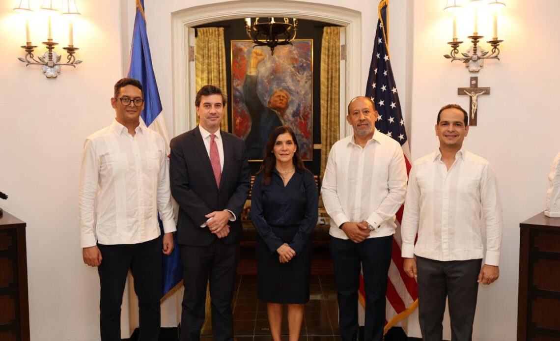 El Sistema 911 de República Dominicana Refuerza su Colaboración Tecnológica con Estados Unidos