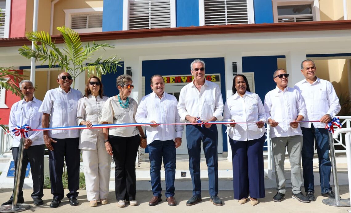 Abinader Inaugura CAIPI y Amplía Infraestructura Educativa en Puerto Plata