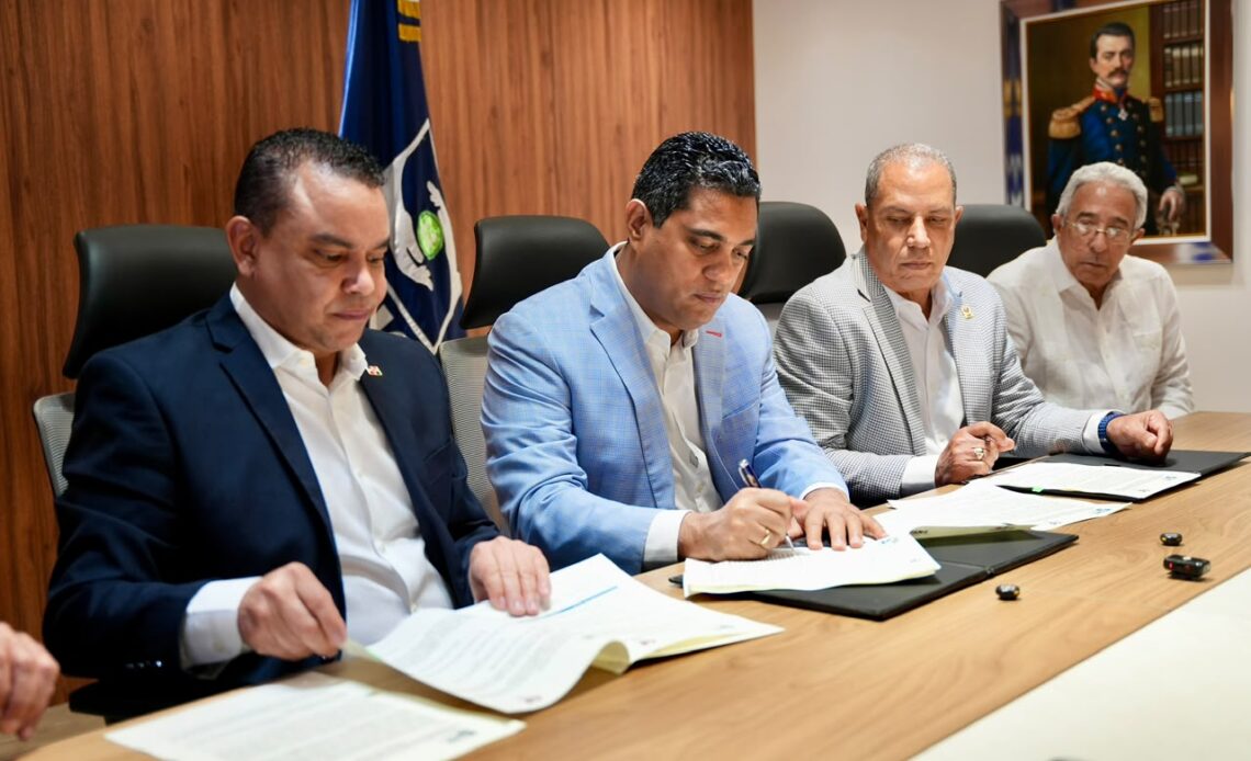 Acuerdo Estratégico para Fortalecer el Soporte Médico de Atletas Dominicanos