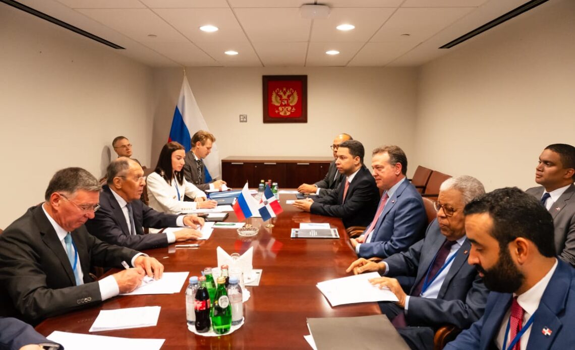 República Dominicana Solicita a Rusia Investigación sobre Ofertas Laborales a Ciudadanos Vinculadas al Conflicto con Ucrania