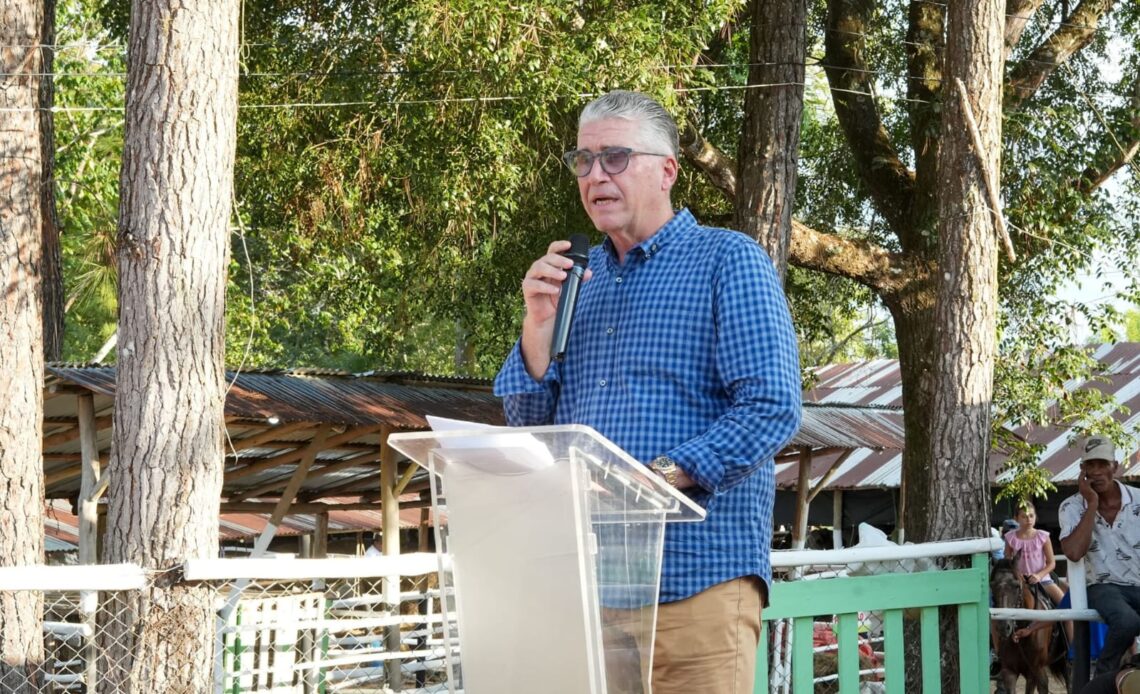 Líder de APROLECHE Sugiere Fusión Estratégica entre Turismo y Sector Agropecuario