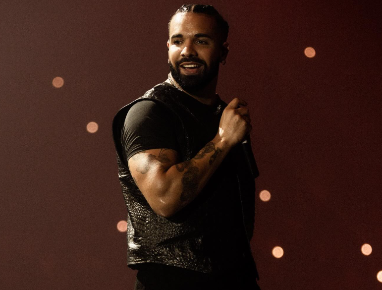 Drake Conmemora su 40 Cumpleaños con un Homenaje a su Pasado y los Backstreet Boys