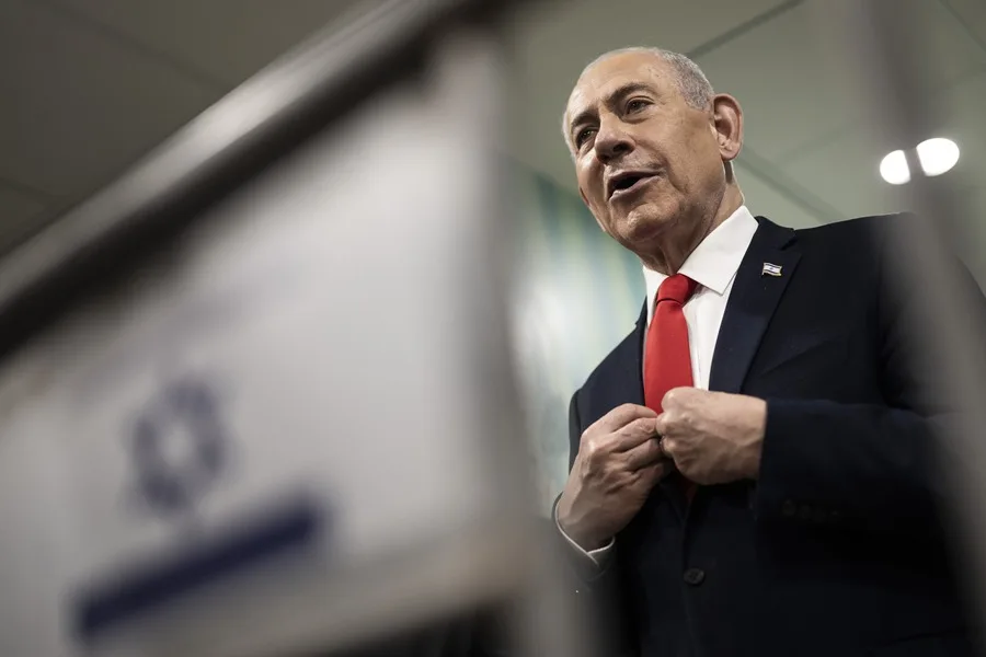 Netanyahu Lidera en Votos Individuales, Pero la Oposición lo Supera en Escaños en Israel