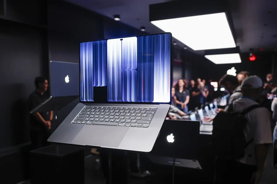 Apple Lanza Nuevo MacBook Pro con Pantalla Táctil y el Procesador Más Avanzado de la Marca